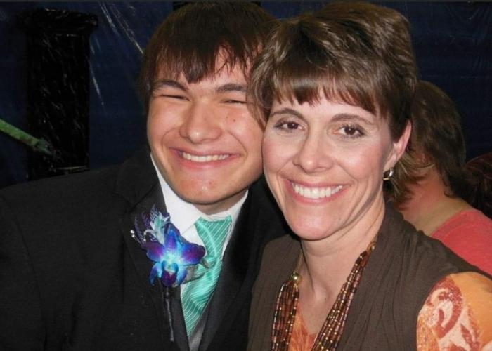 Payton with his mom on his prom night.